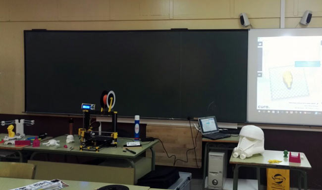 MundoPC presentaci&oacute;n tecnolog&iacute;a 3D en el IES Juan Jos&eacute; Calvo Miguel de Sotrondio, Asturias