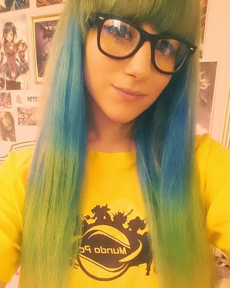 Patricia Rekarte cuenta en Youtube su experiencia con Tiendas MundoPC y productos gaming