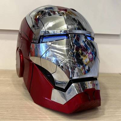 Réplica casco Iron Man con motor y control de voz