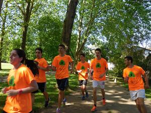 Mundo PC colabora con carrera solidaria a favor de la ONG Save the Children