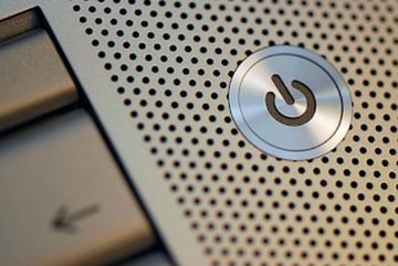 ¿Ahorrar energía apagando el ordenador?