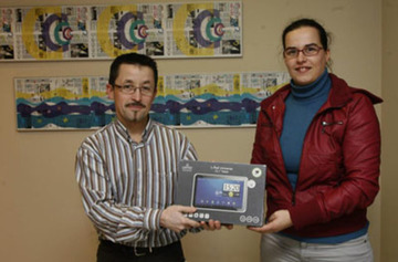 Entrega de Tablet PC sorteada en El Comercio Digital