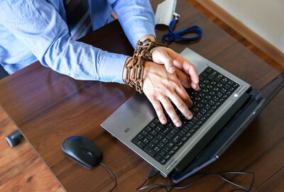 DELITOS TECNOLÓGICOS: TIPOS Y CÓMO DENUNCIARLOS