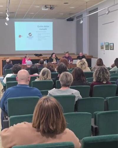 MundoPC ofrece una charla sobre Verifactu en la Asociación de Autónomos de Laviana